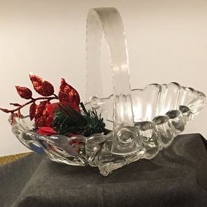 MCM Glass Seashell Basket w/ Lucite Handle 1960’s